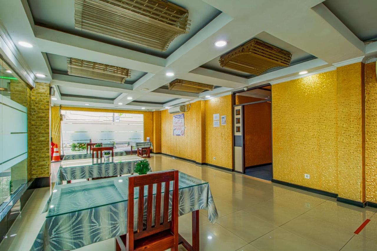 Suba Hotel Jakarta Exteriör bild