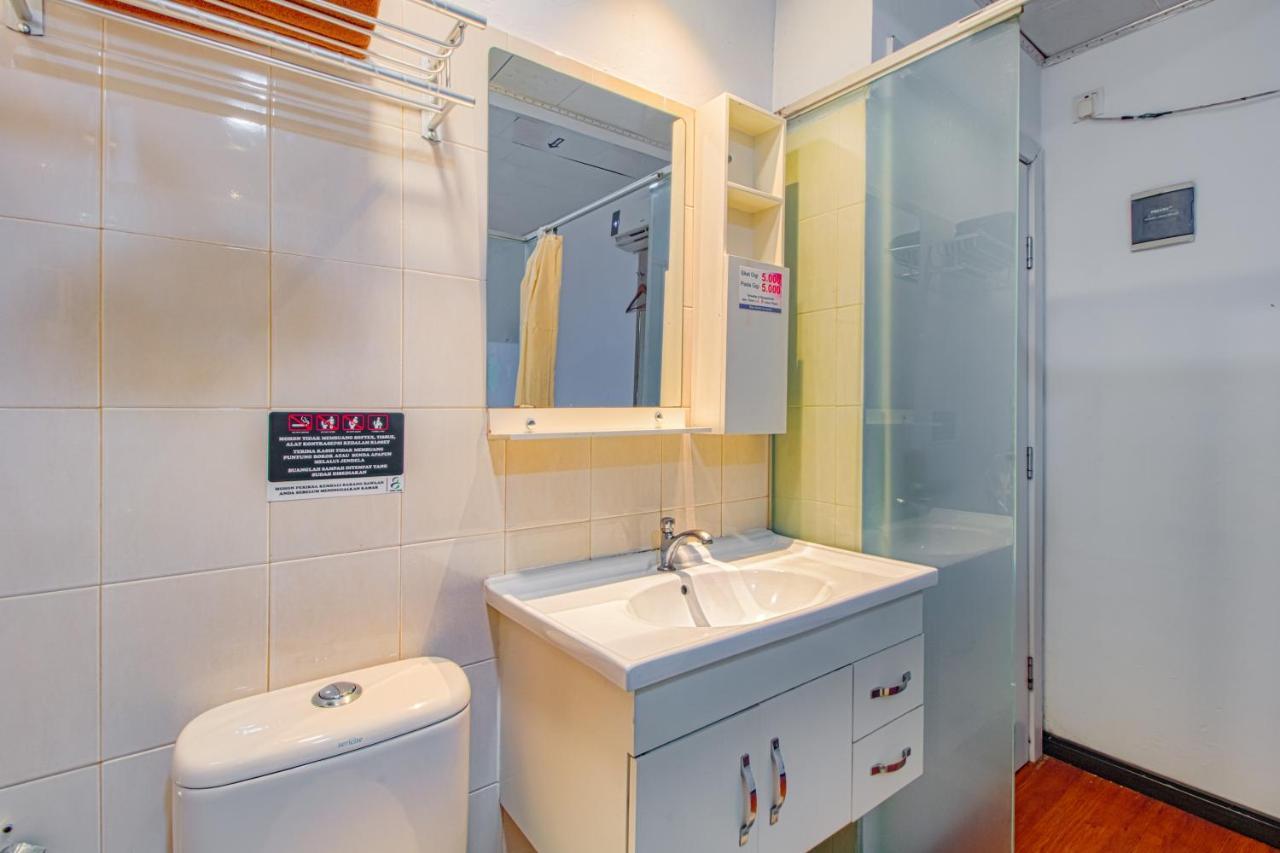 Suba Hotel Jakarta Exteriör bild