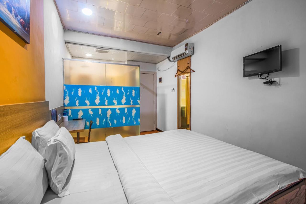Suba Hotel Jakarta Exteriör bild